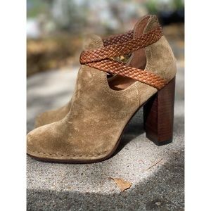 Frye Margaret Braid Shootie — cashew